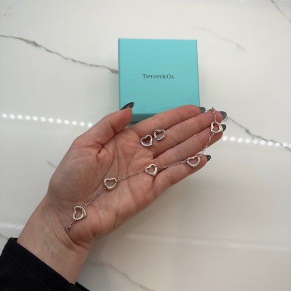Tiffany & Co. Elsa Peretti Open Heart Bracelet and Earring Set - Picture 4 of 7